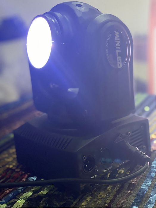 Moving head light double face novo em caixa