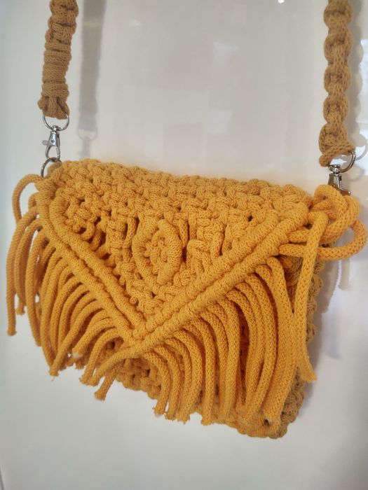 Unikat torebka makramowa w kolorze musztardowym