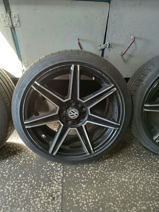 Kompletne koła z oponami Dunlop 225/40 ZR18 92Y
