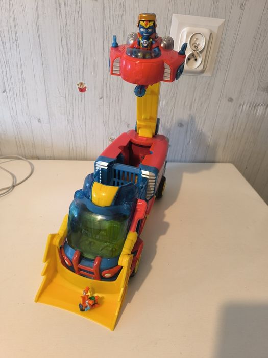 Super things ciężarówka rescue truck