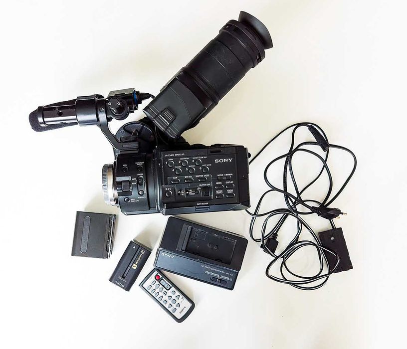 Sony FS-100 (NEX-FS100)