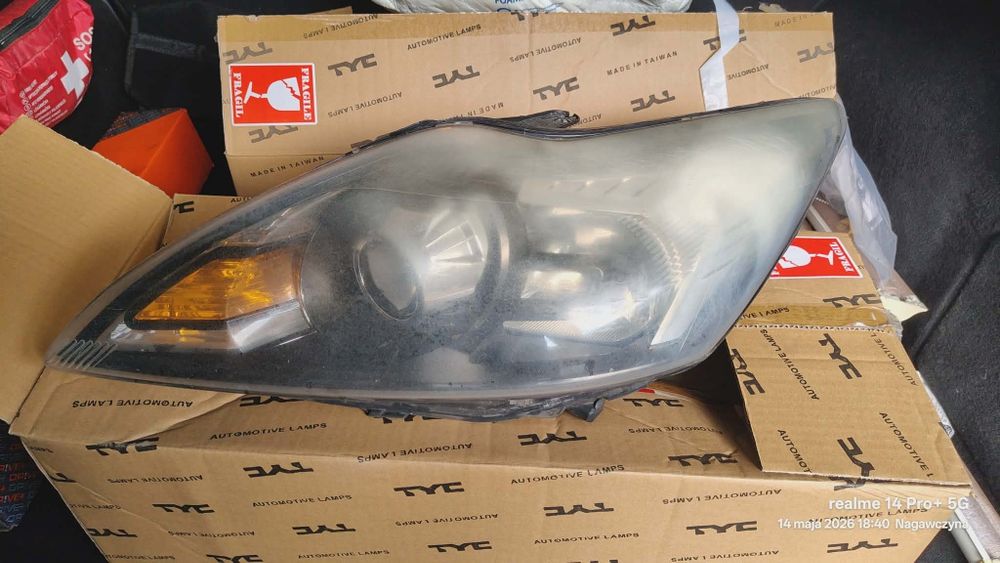 Lampy Ford focus MK2 lift xenon Przedniee