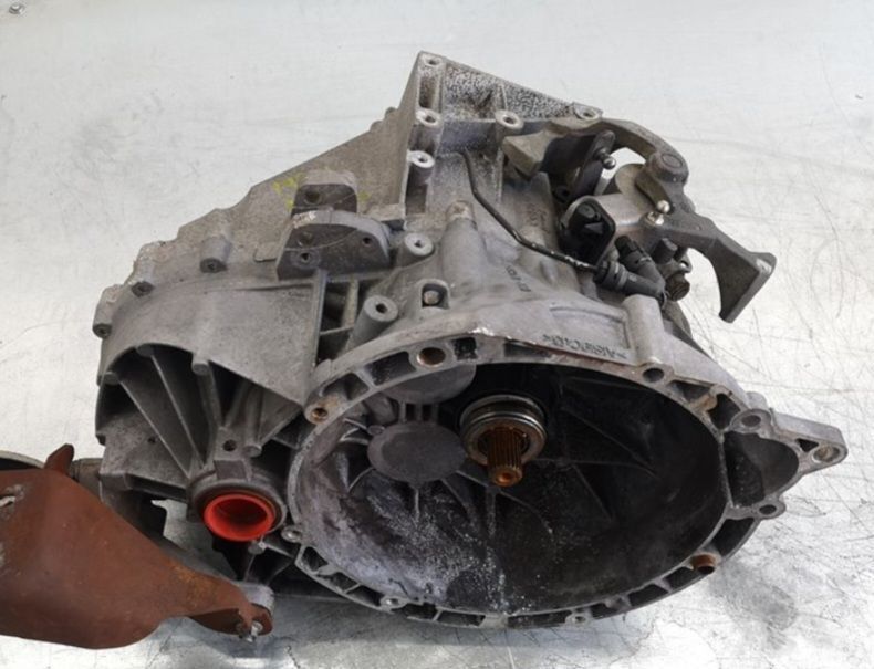 Caixa 6 Velocidades Ford Mondeo 1.8Tdci Ref.7G9R 7002 ZF