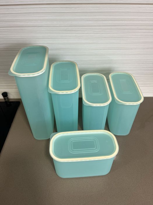 Conjuntos da marca Tupperware