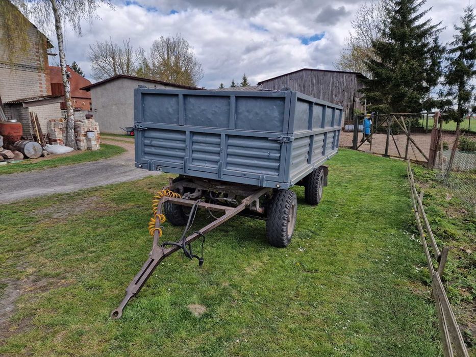 Przyczepa rolnicza wywrotka D45