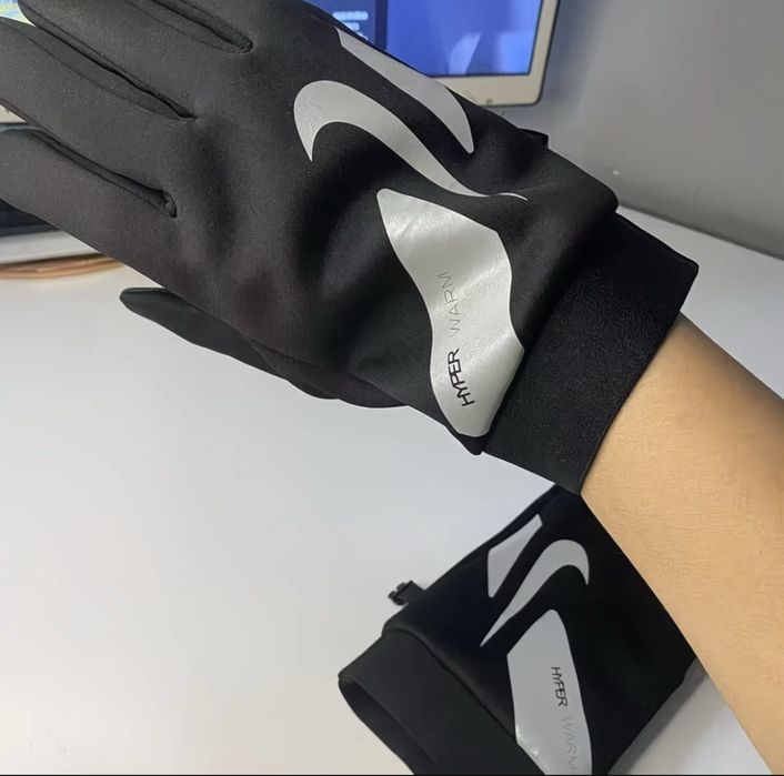 Рукавиці Nike HyperWarm