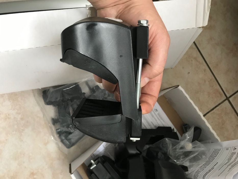 BAGAZNIK DACHOWY Relingi do VW Volkswagen
Caddy mk III