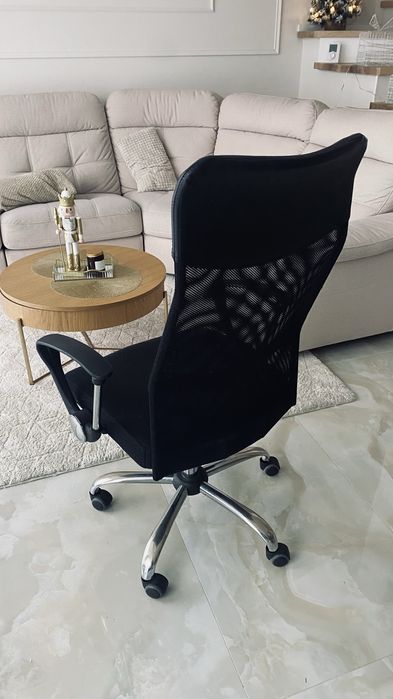 Krzesło biurowe obrotowe