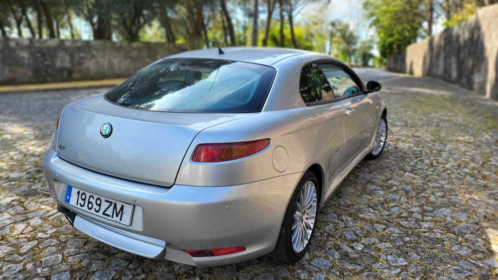 Alfa Romeo GT 1.9 Jtd 2005 - Impecável de tudo