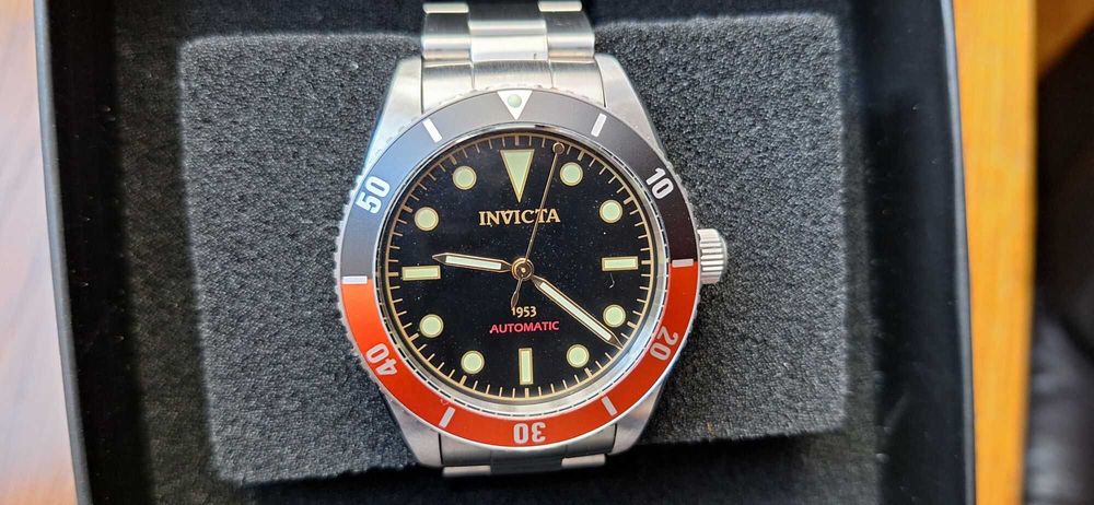 Invicta diver 24 jewels