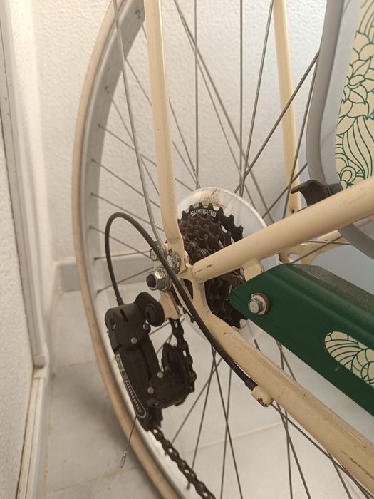 Bicicleta tipo Pasteleira Berg