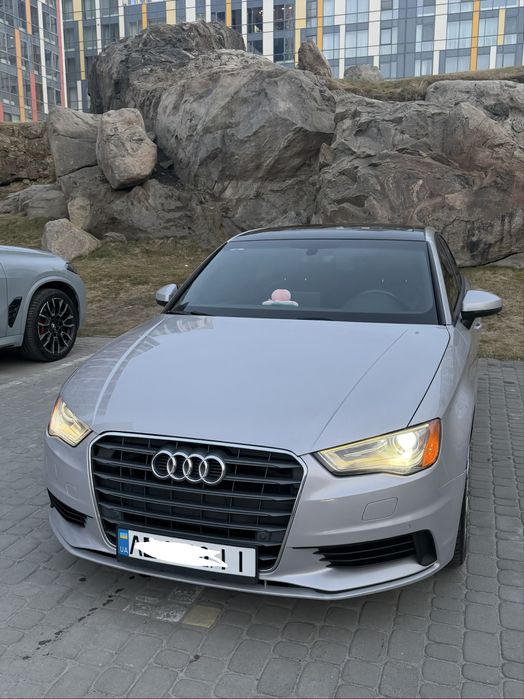 Продам Audi  A3 2015 года