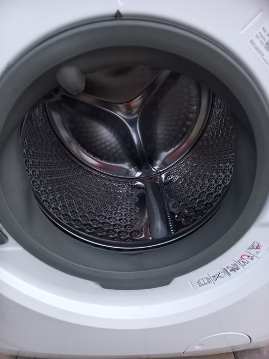 Пральна стиральная машинка AEG 9000 serie 9кг