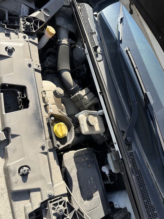 Продам Renault traffic 2019 1.6