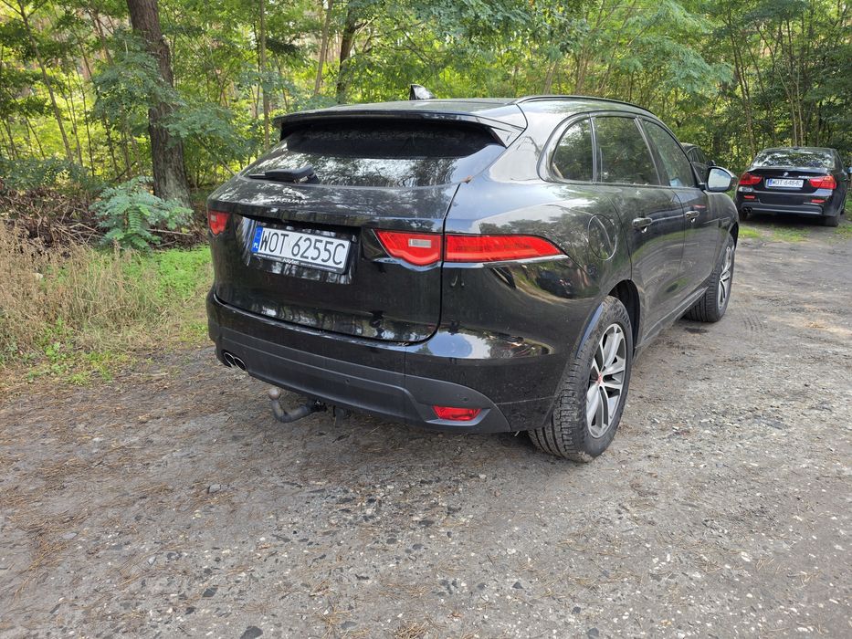 Jaguar F-Pace 2019r.