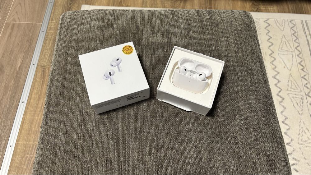 Apple AirPods Pro 2