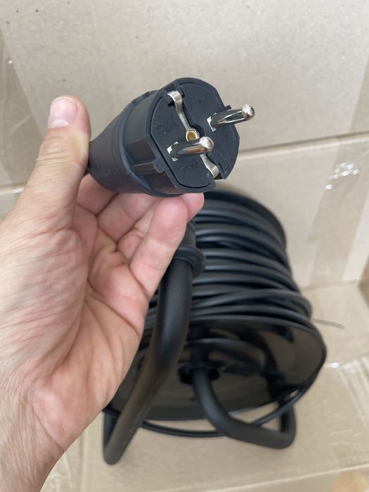 Подовжувач на котушці по 30,40,50 м  2х1,5  (2х2,5) удлинитель