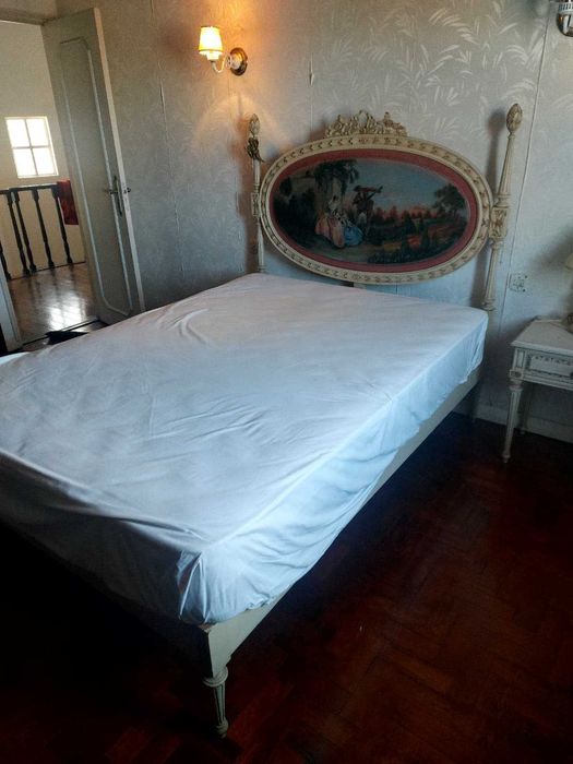 Cama Individual Vintage com Cabeceira