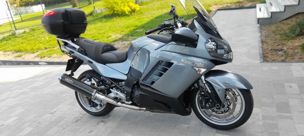 KAWASAKI GTR 1400 PIĘKNY 43000 przebiegu