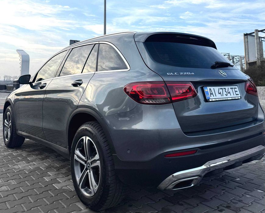 Mercedes-Benz GLC-Class 2019