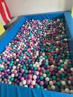 Duży basen z piłkami 2 x 3 m