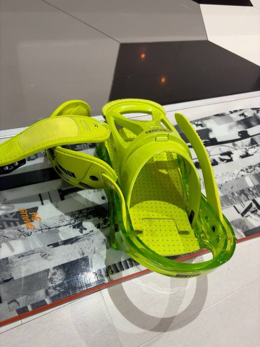 Сноуборд-комплект Burton Rebecca Easy 134 см