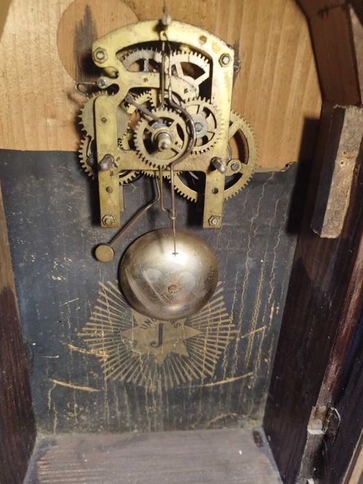 Junghans  stary zegar kapliczka z budzikiem.