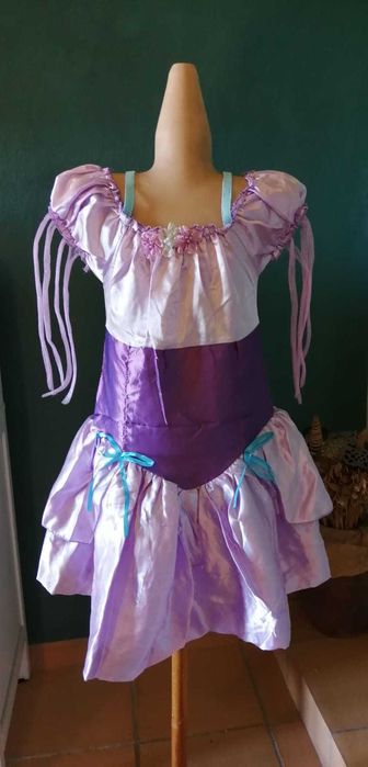 Vestidos de carnaval e medieval princesa para bebes e crianças