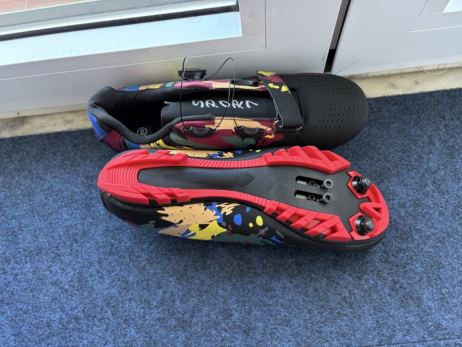 Sapatos de ciclismo