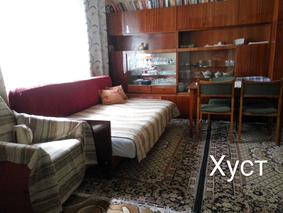 Будинок  квартира подобово Хуст