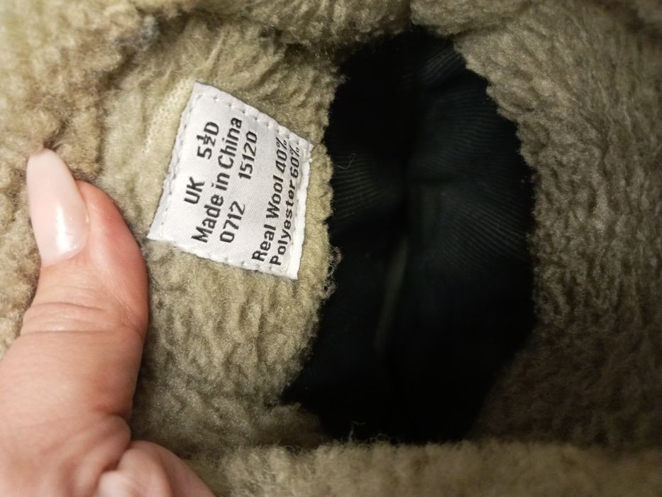 Buty zimowe kozaki śniegowce CLARKS 39r gore-tex wełna 25,5cm wkładka