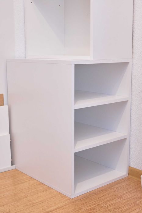 Szafa - półki białe