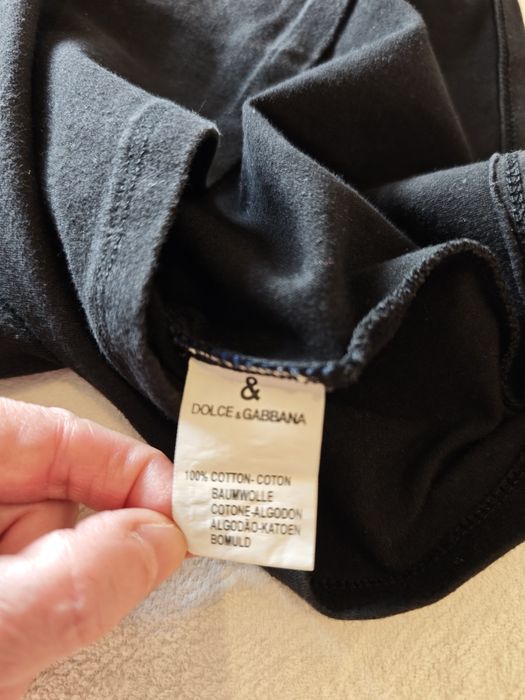 Pack 2 Peças de Marca: T-Shirt Dolce & Gabbana + Body Levi’s (Tam. S)