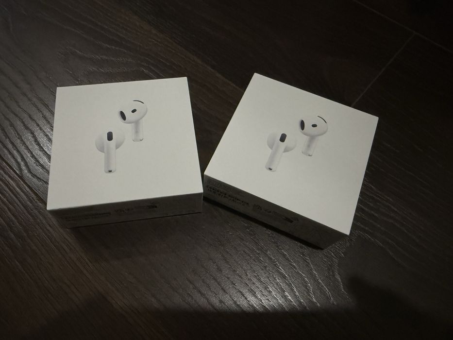 2x Airpods Pro 4 w/ Noise Cancelling