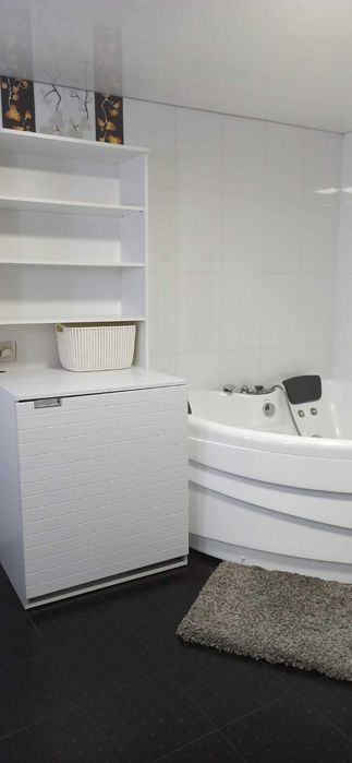 Продам будинок в центрі міста , вул. Пашутінська