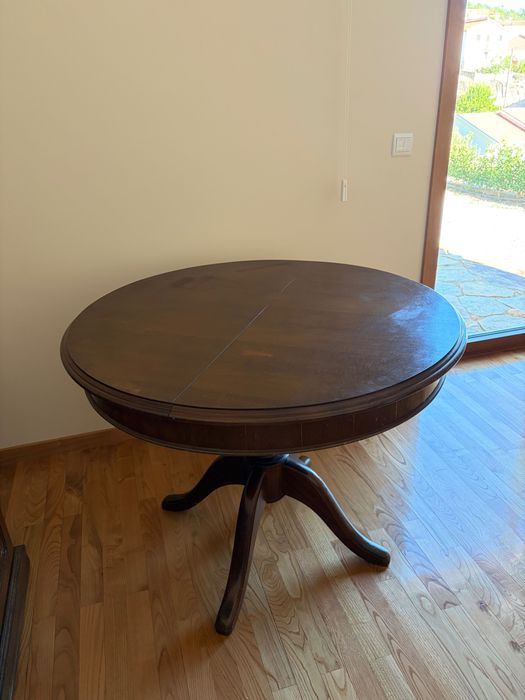 Conjunto de Jantar em Madeira - Seis Cadeiras (6) + Mesa