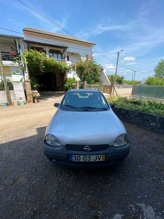Opel Corsa B (1998)