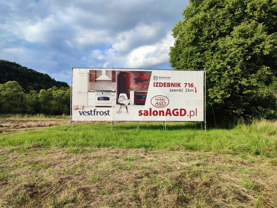 Konstrukcje reklamowe montaż wydruk banerów
