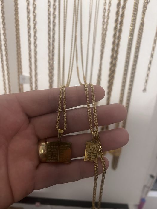 Corrente moeda antiga