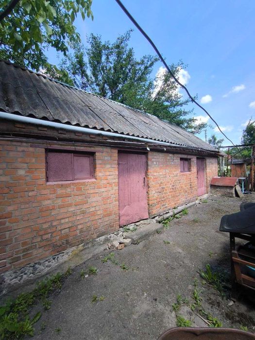 Продаж добротного будинку