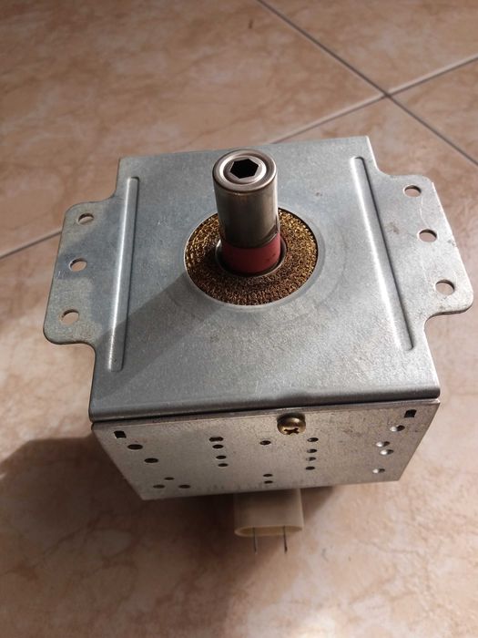 Vendo Magnetron 2M 219J
