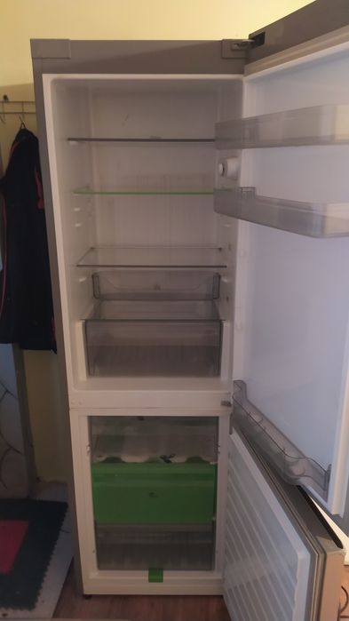 Sprzedam lodówkę polar stan dobry kompletna i sprawna