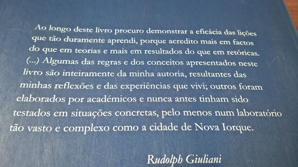 Liderar - Rudolph W. Giuliani (portes incluídos)