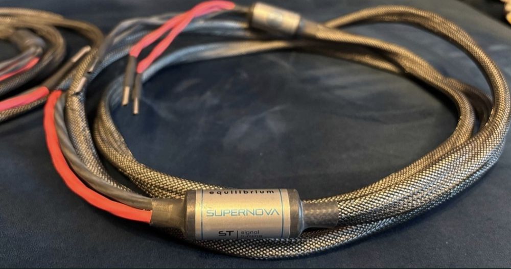 Kable przewody  głośnikowe bi-wire Equilibrium Supernova o długości 2,5m