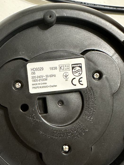 Електрочайник philips чайник червоний 1,7л