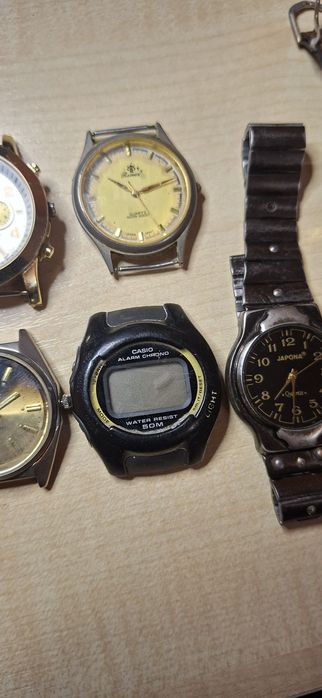 Zestaw zegarków na baterie