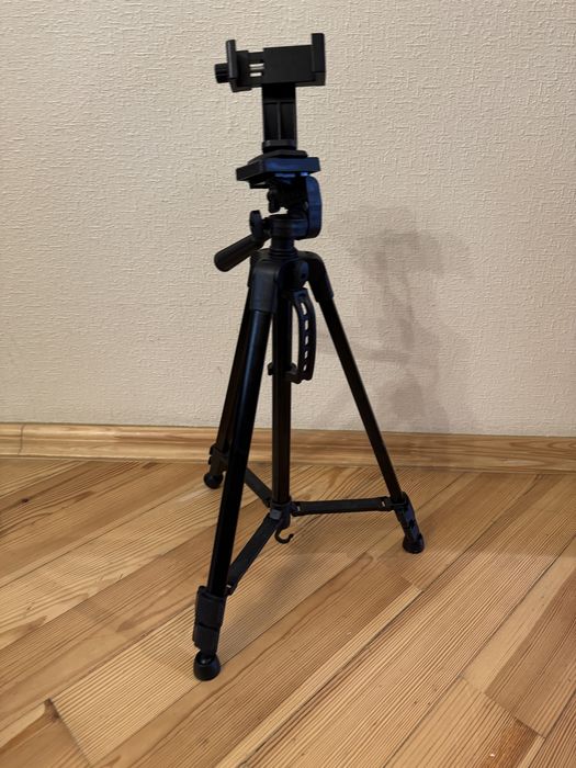 Штатив для телефону та фотоаппарату