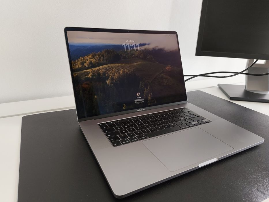 MacBook Pro 16” 2019 A2141 | i7 | 32GB RAM | 512GB SSD | 16” Retina