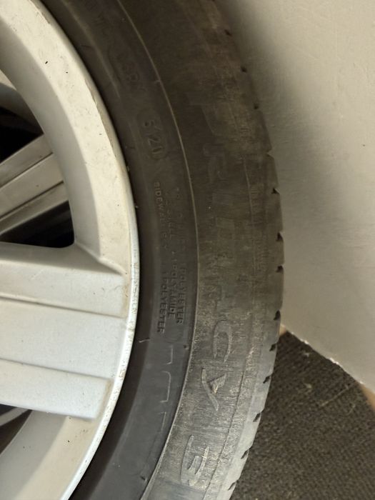 Komplet kół , felgi aluminiowe Vw , opony, koła