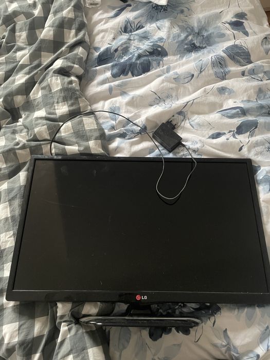 mały telewizor Olg